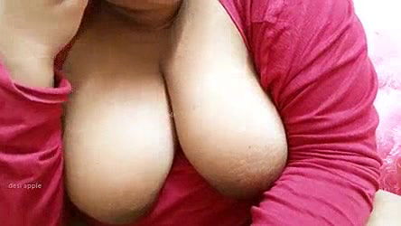 South indian tamil girl playing with boobs