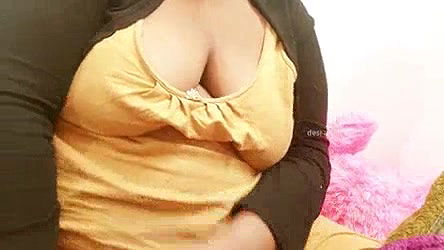 Sexy bhutan big boobs bahbhi