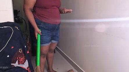 My friend wife getting horny doing sex call while cleaning house