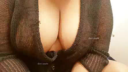 Latina sexy milf with sexy tits