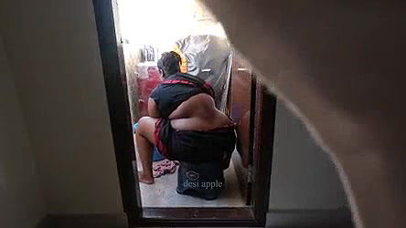 Jerking infront of Tamil maid Swathi