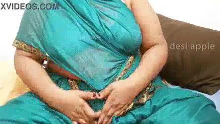 Iran woman showing sexy boobs