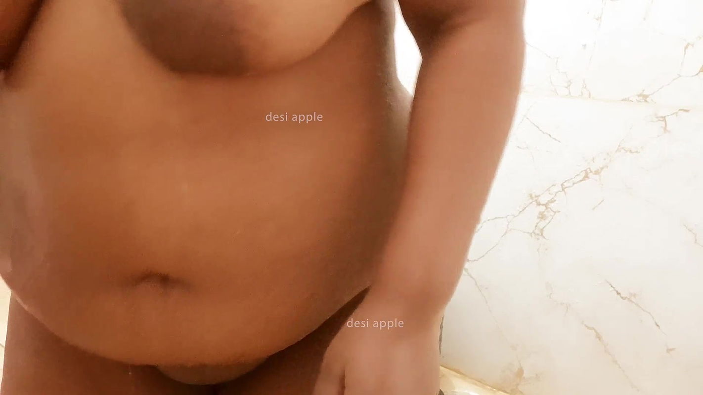 Indian sexy teacher showing big boobs