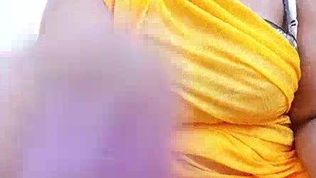 Indian sexy milf in Saree