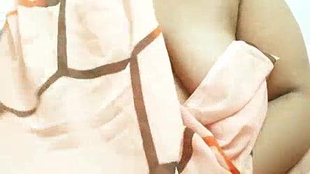 Indian sexy aunty with big tits(1)