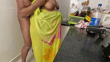 Indian maid Priya got fucked in kitchen