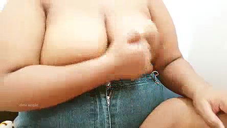 Indian aunty sexy boobs