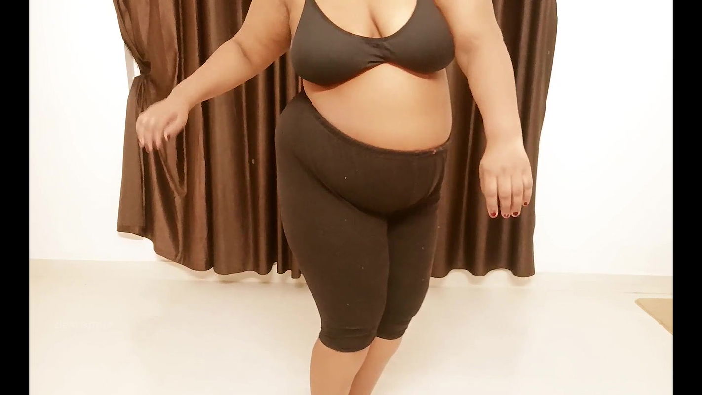 Hyderabad big boobs lady