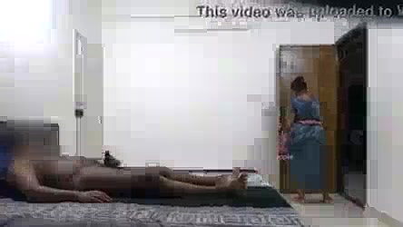 Flashing dick to maid samantha