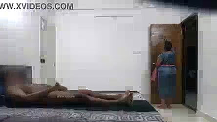 Flashing dick to maid samantha