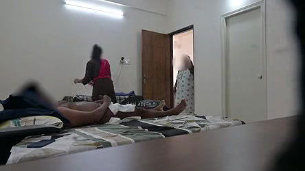 Dick flashing to two maids at a time