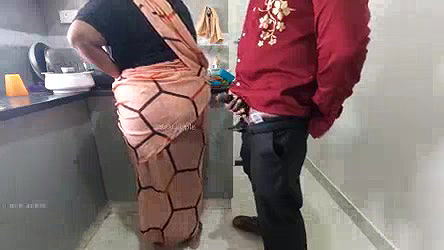 Dick flashing and jerking infront of Andhra maid Sridevi