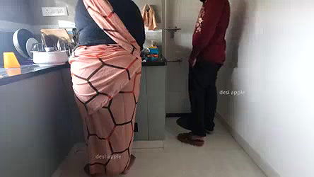 Dick flashing and jerking infront of Andhra maid Sridevi