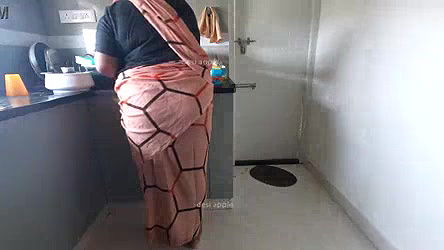 Dick flashing and jerking infront of Andhra maid Sridevi