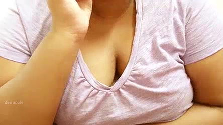 Desi sexy aunty boobs