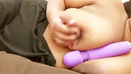 Desi sexy aunty big tits