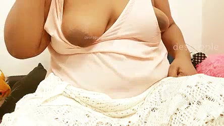 Desi indian maid with big boobs