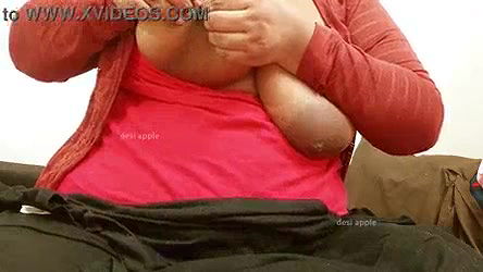 Desi aunty tits