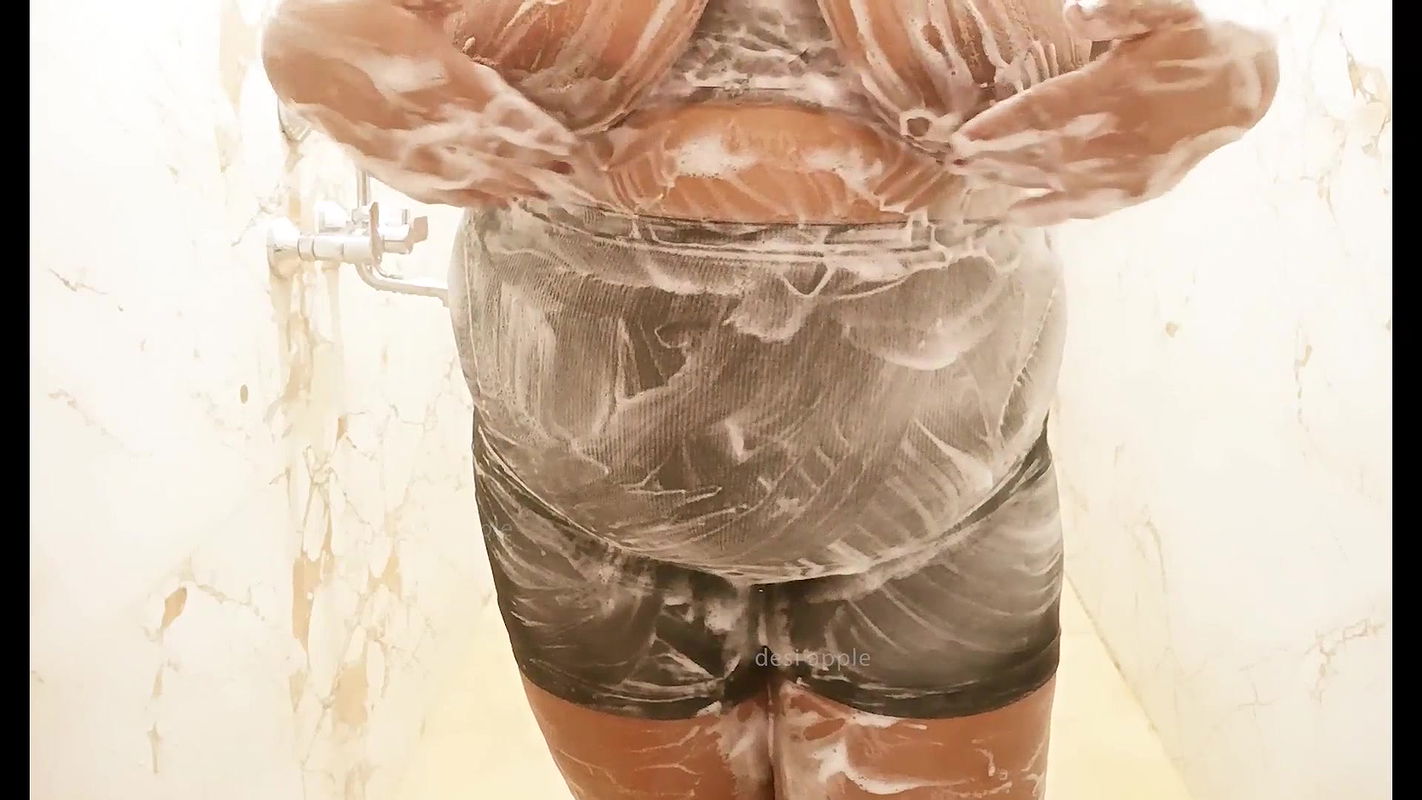 Bihar sexy milf showing boobs