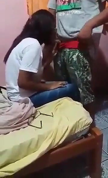 Suking Lovr Dick infrond of frnd