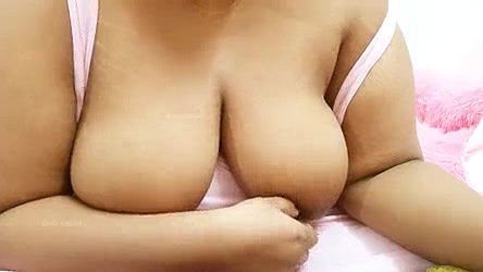 Asian sexy aunty with big boobs