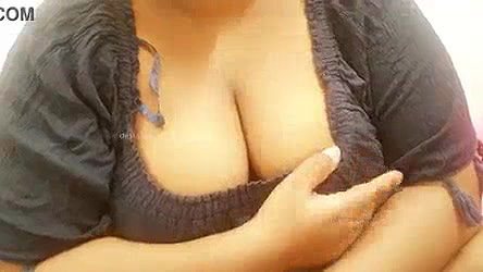 Asian big tits sexy lady
