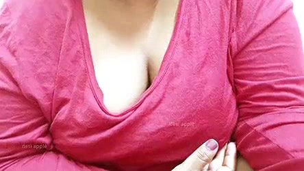 Asian bhabhi natural sexy tits