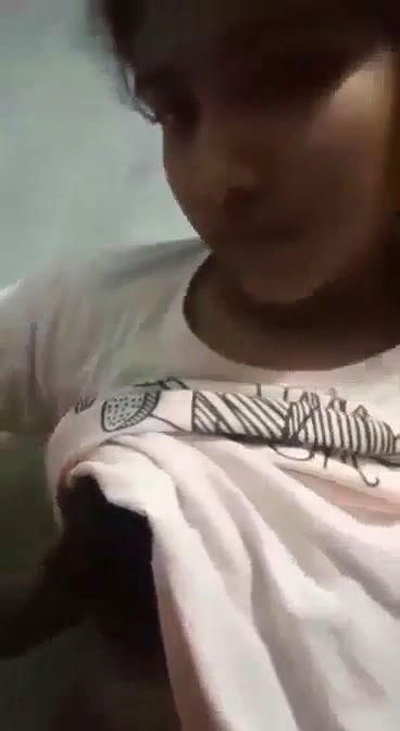 Cute Gf Showing Lover