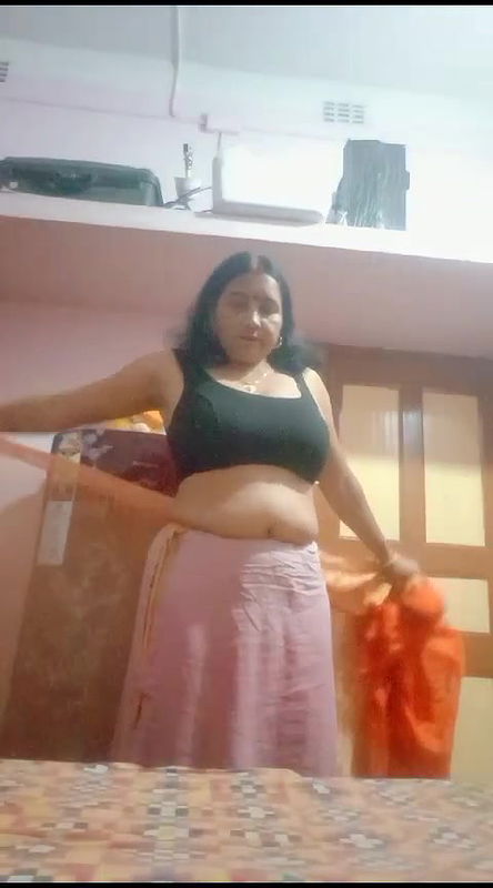 Horny Tanker Aunty