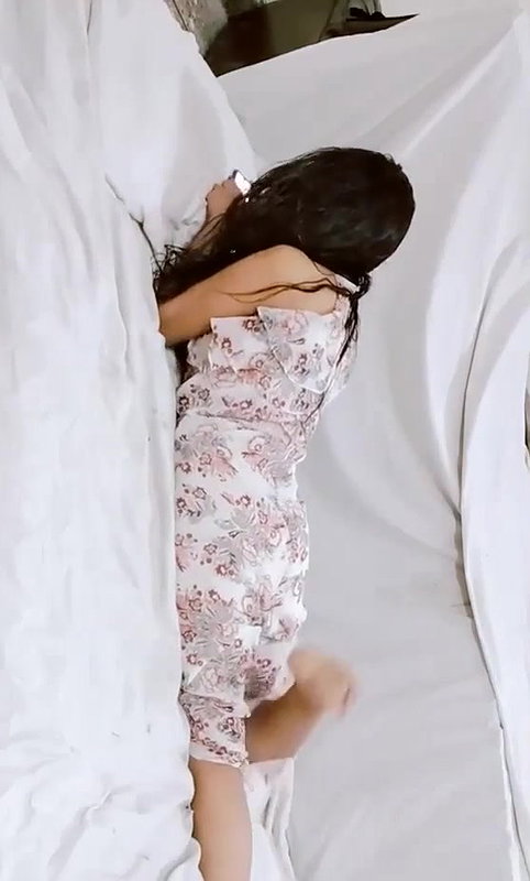 Super hoot Horny paki grl Calling n waiting BF n then sx