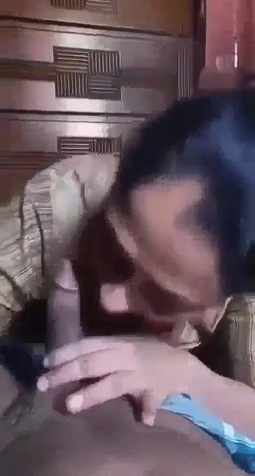 Horny Bhabi sucking dick and Riding