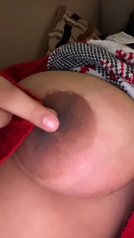 Beautiful Chubby Tanker Gf Showing