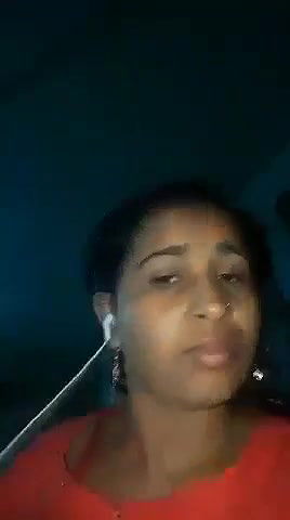 Village Bhabi Showing For lover