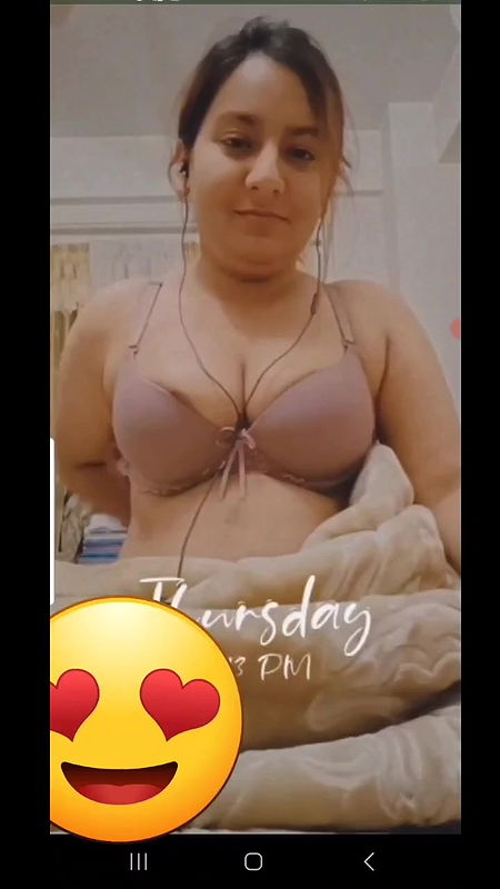 Desi lady removing bra and showing boobs