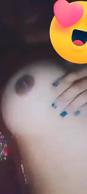 Beautiful Cute Gf Showing