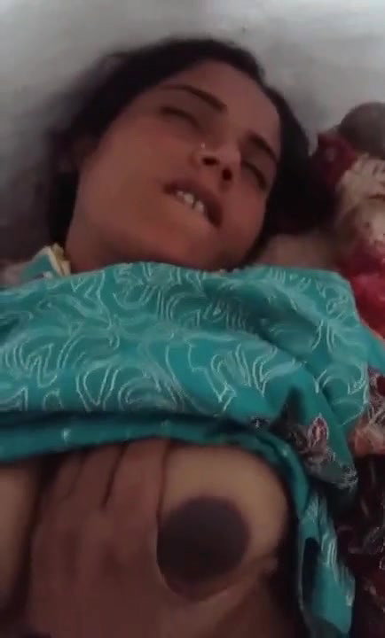 Paki Bhabhi Enjoing MOing whiel fuking with Big Cok