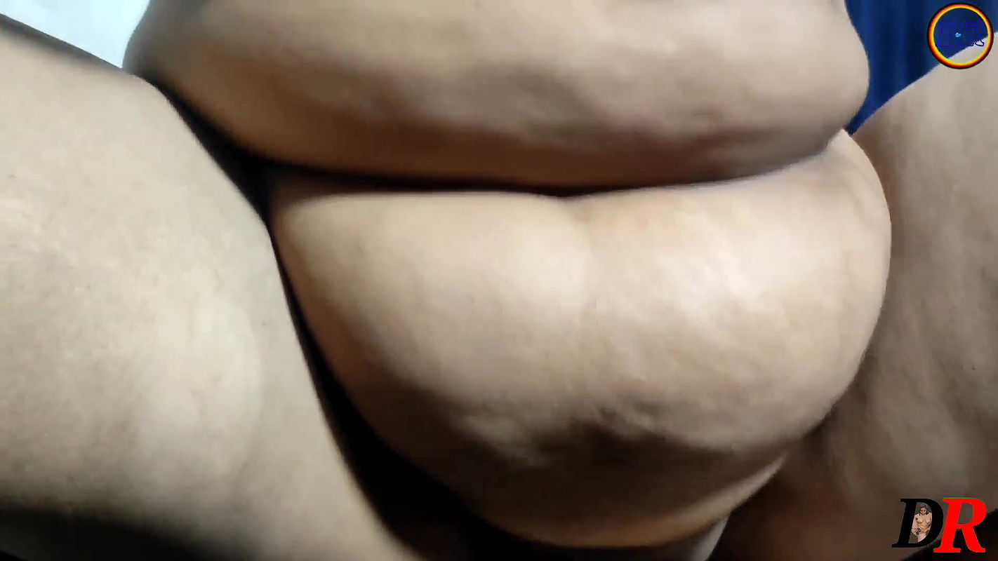 Desi Indian bhabhi ki mast chudai bhabhi ne muh me pani  liya