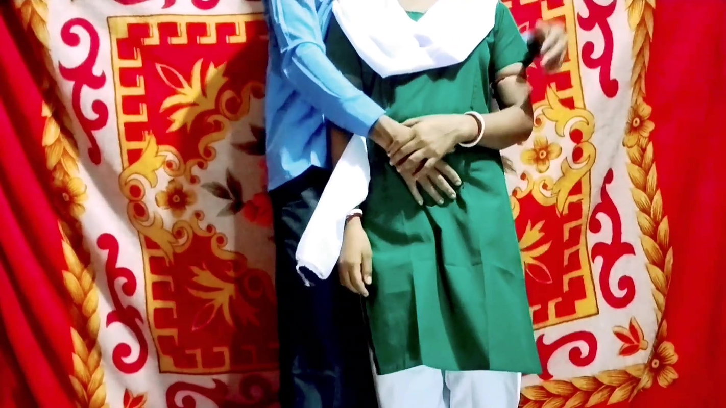 Indian School girl real viral fucking video