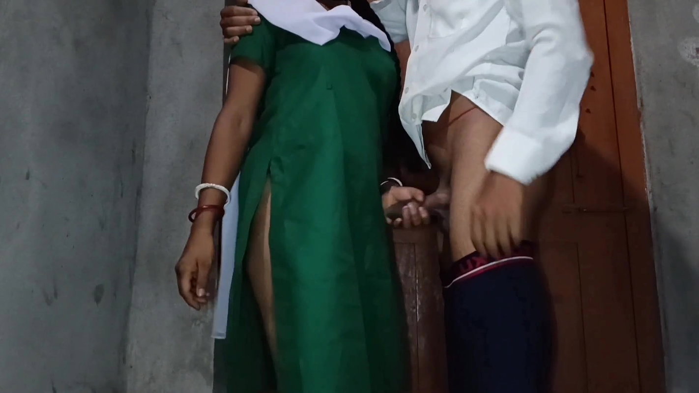 Indian Virgin School Girls First time sex