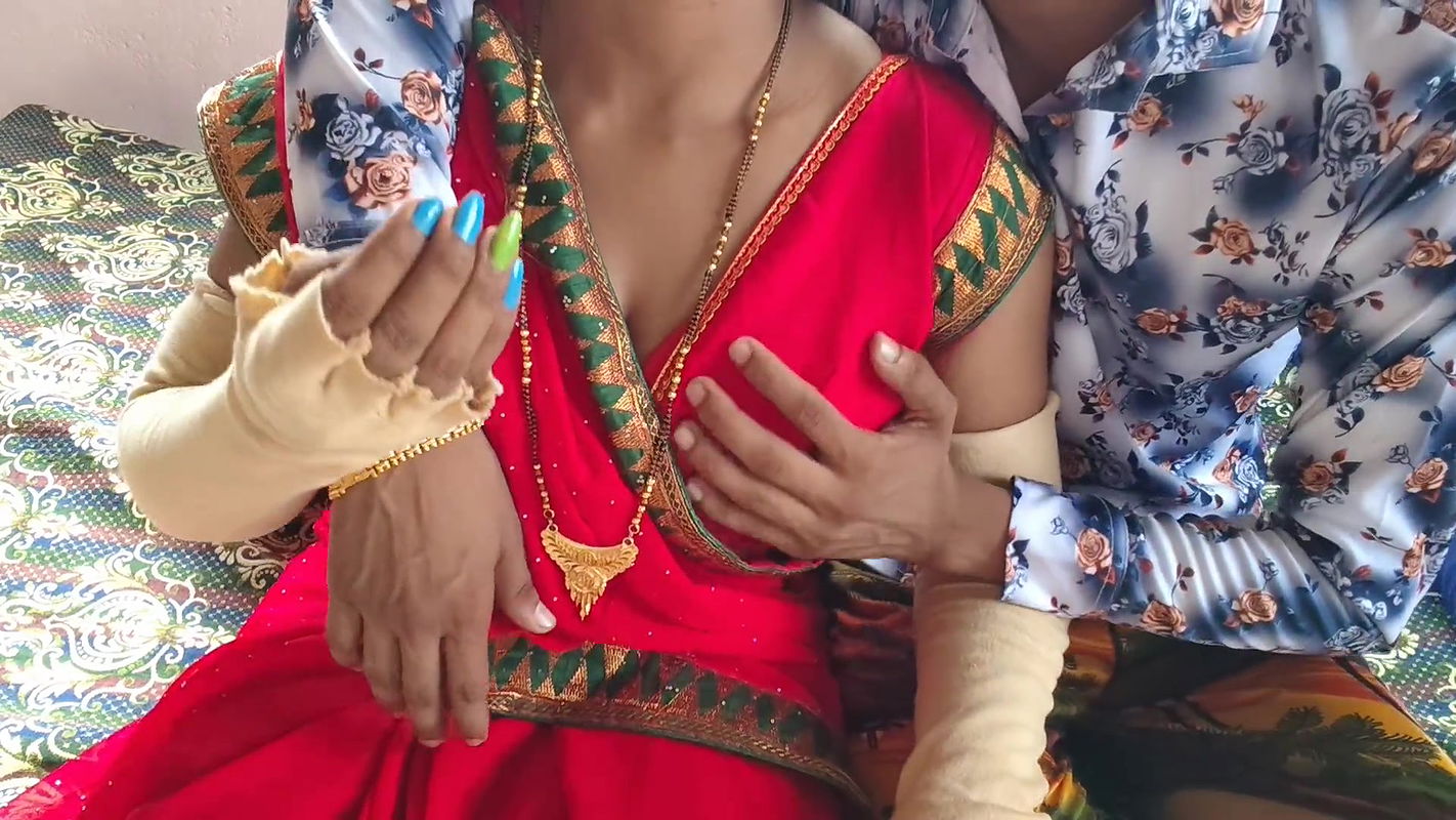 INDIAN SAREE HOT DESI ROMANCE AND VERY HARD ANAL DOGGY STYLE FUCK INDIAN HUSBAND WIFE