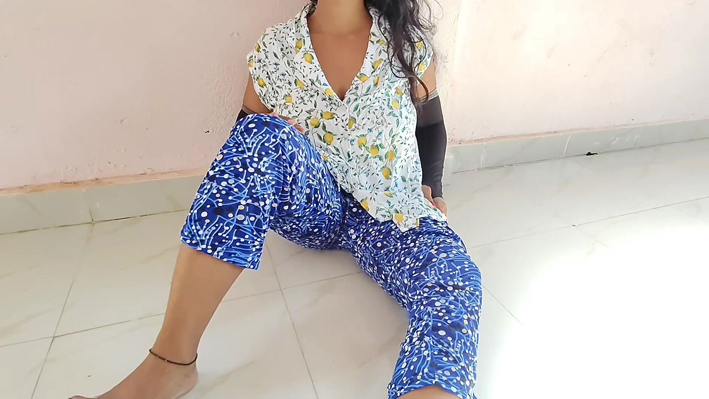 Marathi sex video in clear Marathi voice, hot sexy indian Marathi neighborhood fuck