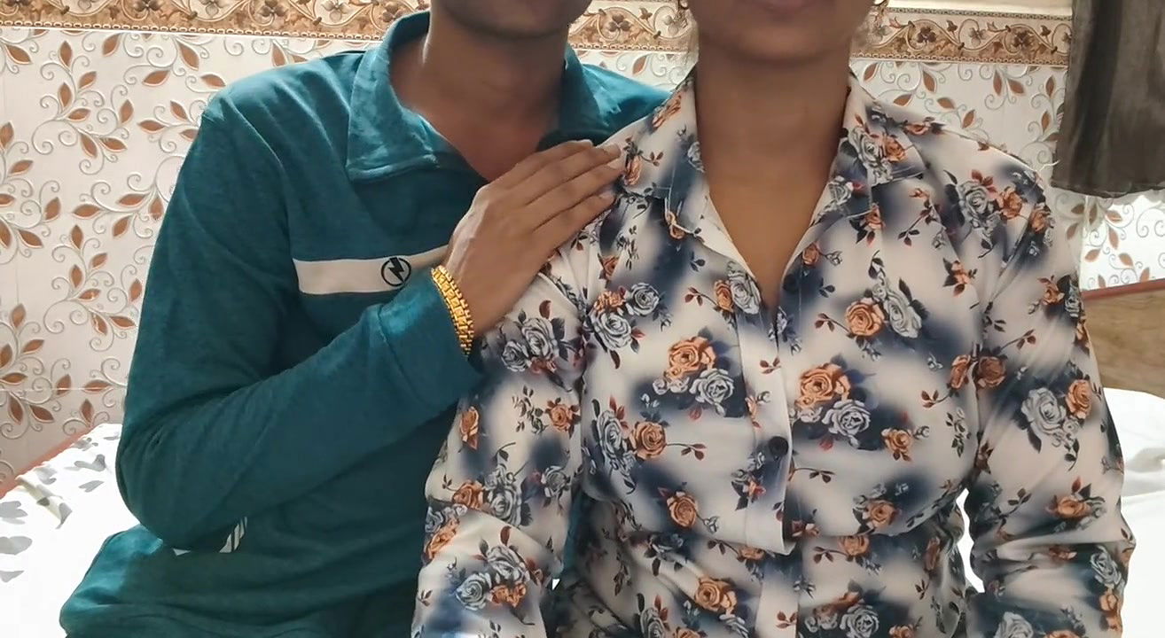 Hot romantic wife sarika doggy style sex with her husband