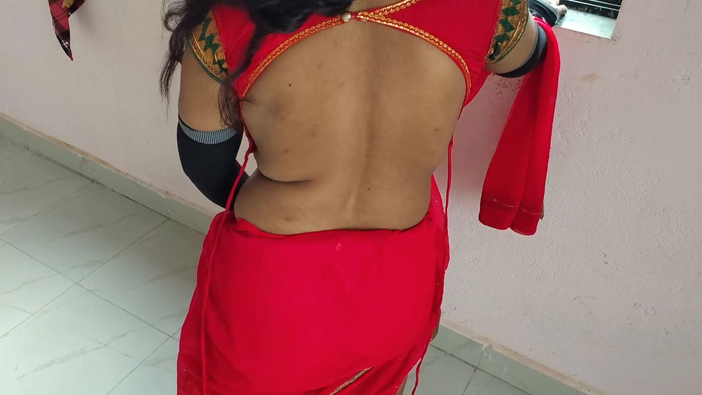 Hot sexy Tharki wife Sarika has desi sex with saree with legs lifted