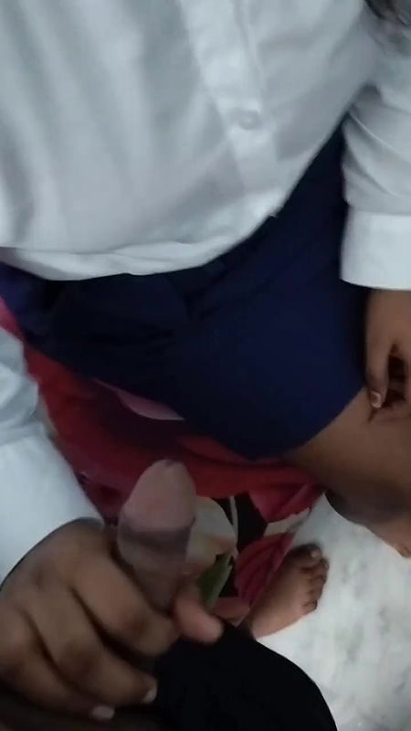 Cute School Girl First time Sex – POV Virgin 18+ Indian Teen