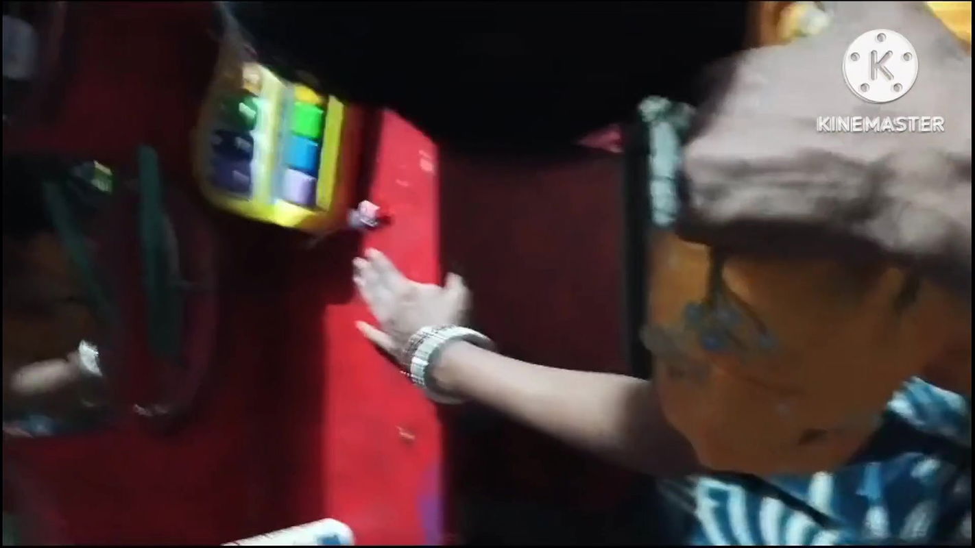 Desi bhabhi drop her milk on husband lund.