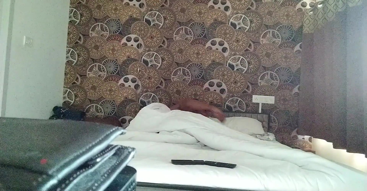 Having Sex with my Boyfriend in OYO Part 1 Tamil Boy and mallu girl