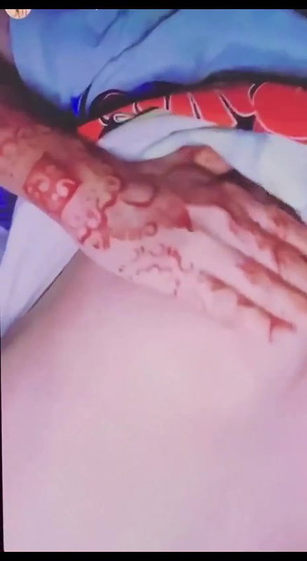 Beautiful Girl Showing Videos