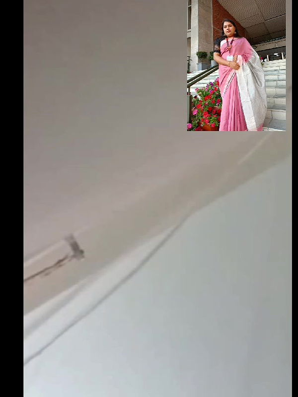 Horny Babe Showing Her Boobs And Pussy