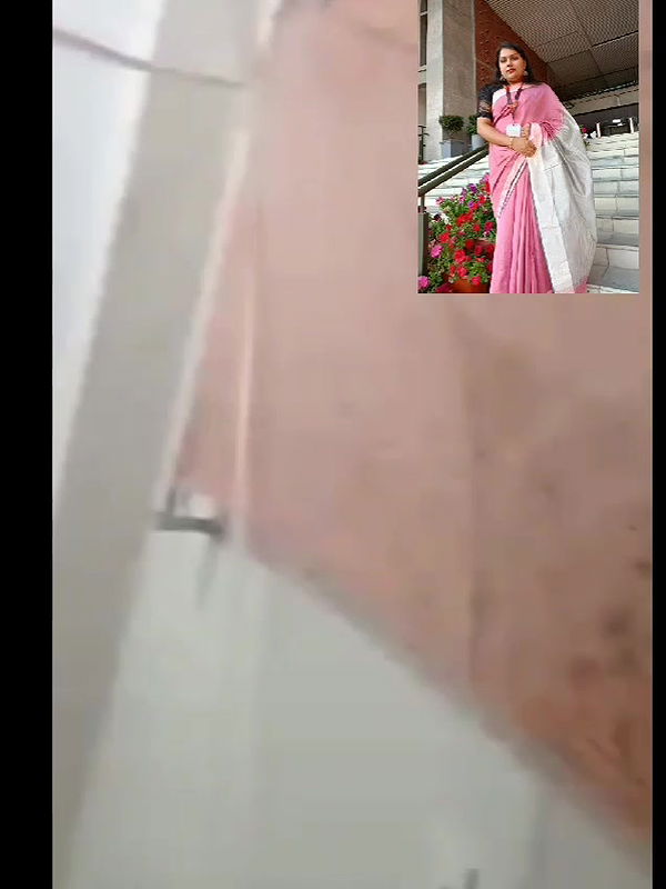 Horny Babe Showing Her Boobs And Pussy