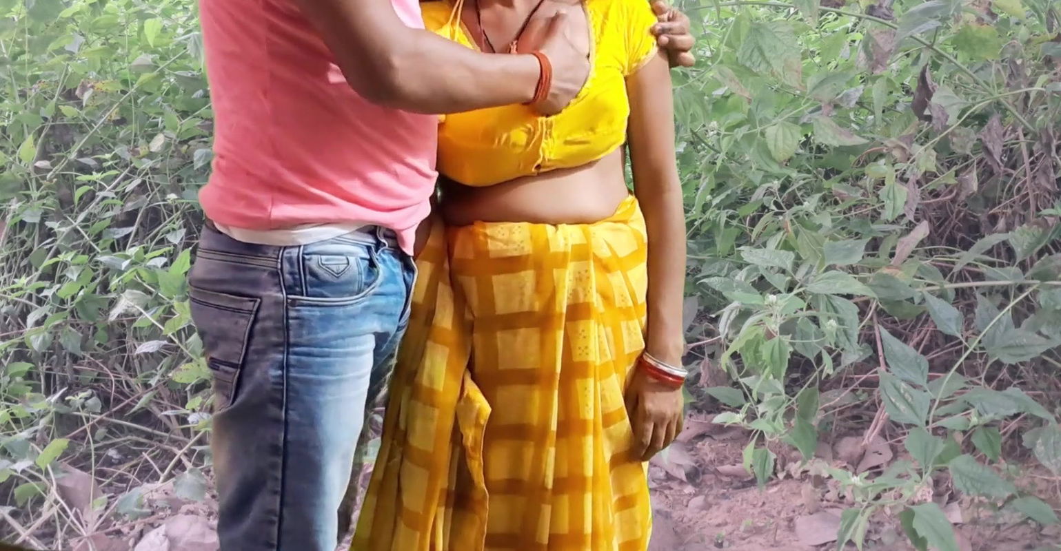 Bhabhi come on forest